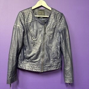 Sanctuary navy blue leather jacket with zipper details women’s size medium